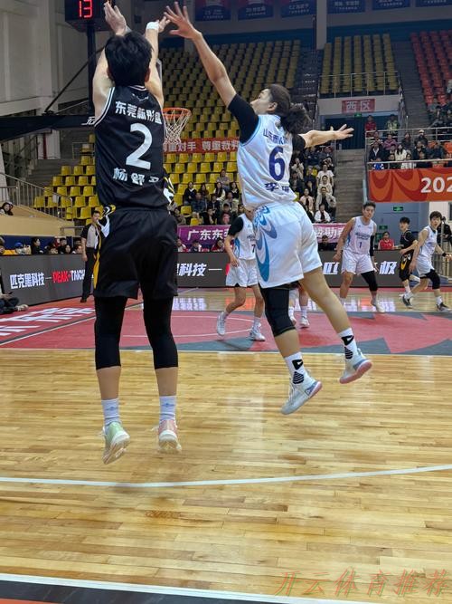 开云体育最新网址：小身板的黎明，大心脏的队长